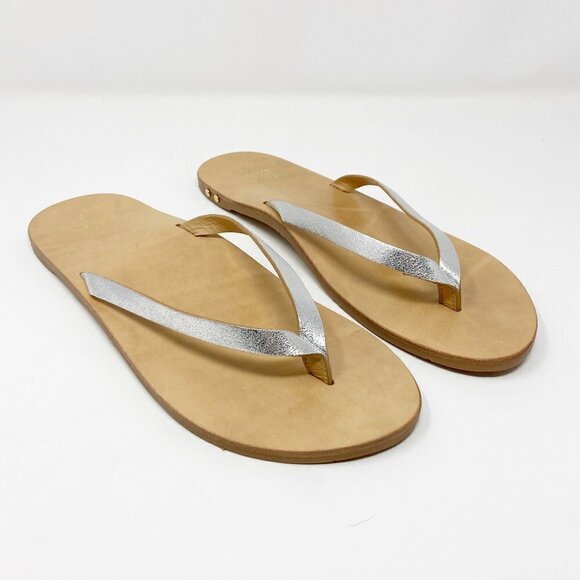 BEEK | Seabird Thong Sandal Silver Metallic NWOT - Picture 1 of 10